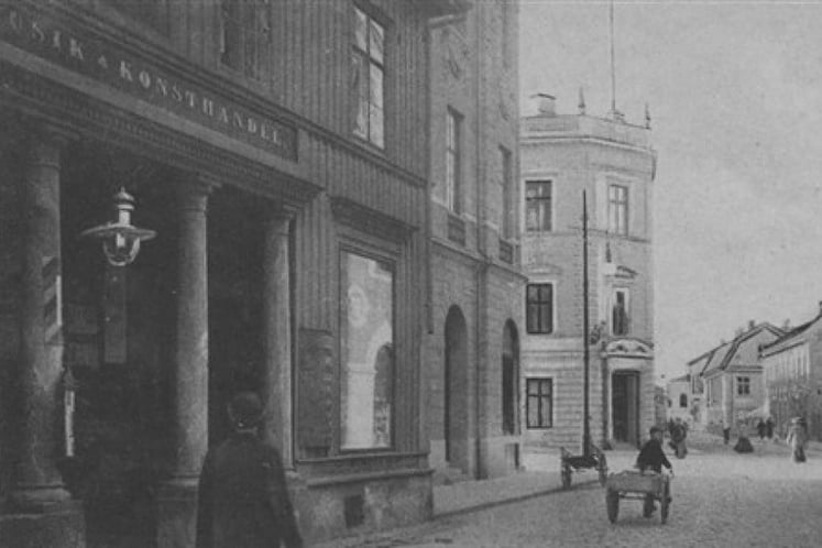The streets of Härnösand, 1885
