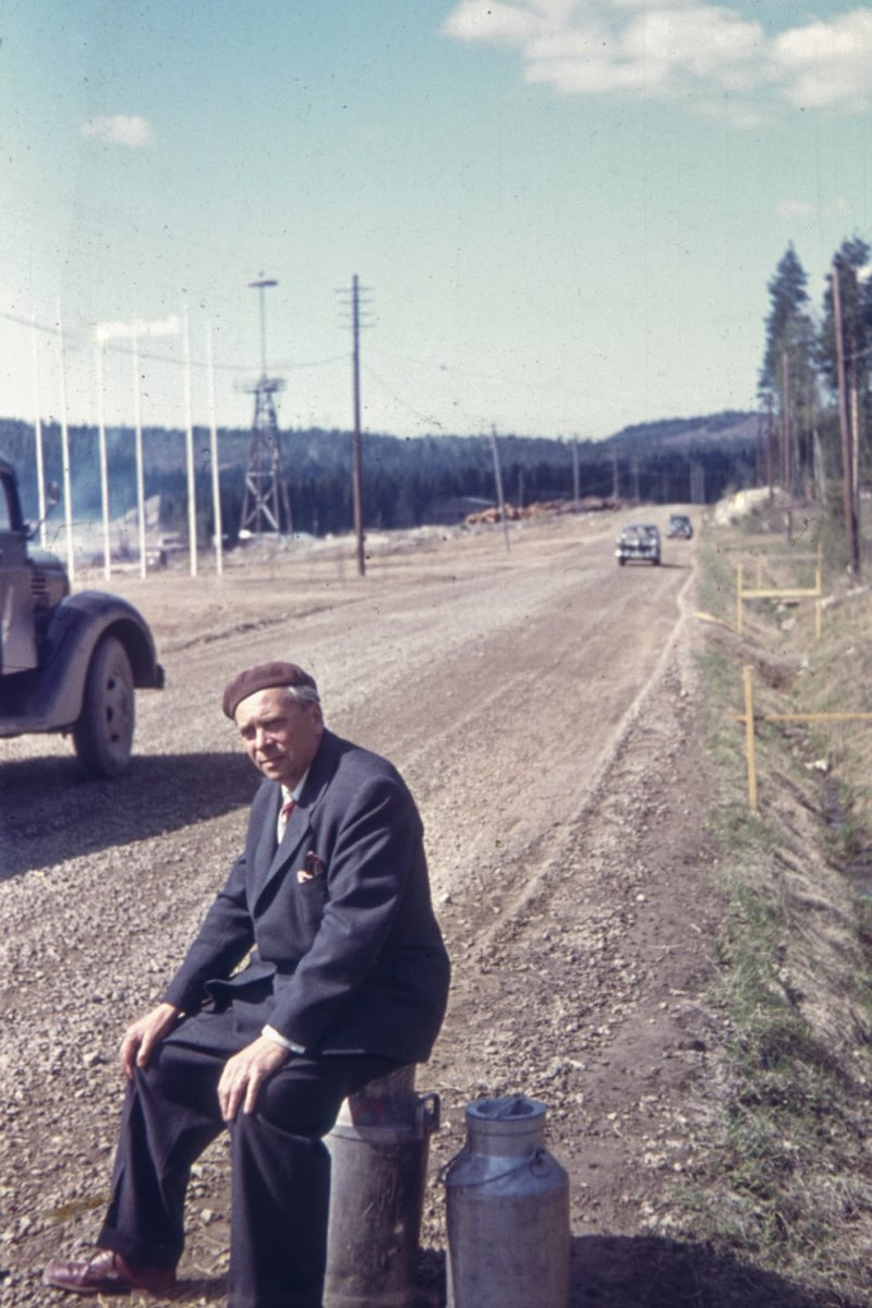 Berg photographed at a construction site